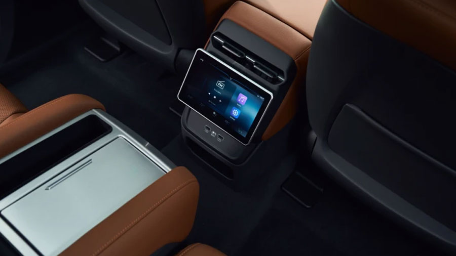 màn hình phía sau